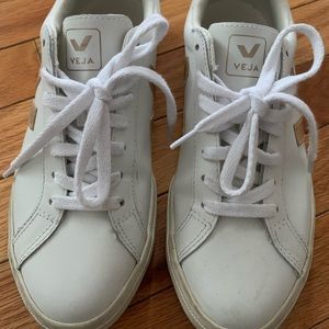 Veja sneakers